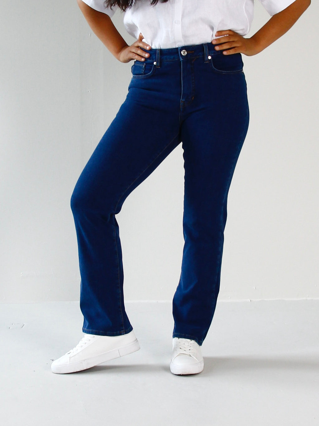 Violet straight jeans til dame i Lake Blue