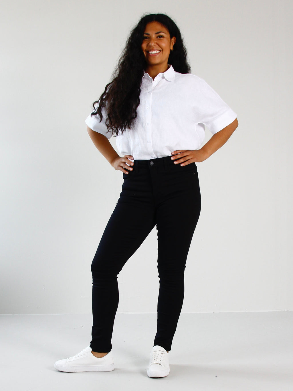 Svarte slim jeans til dame