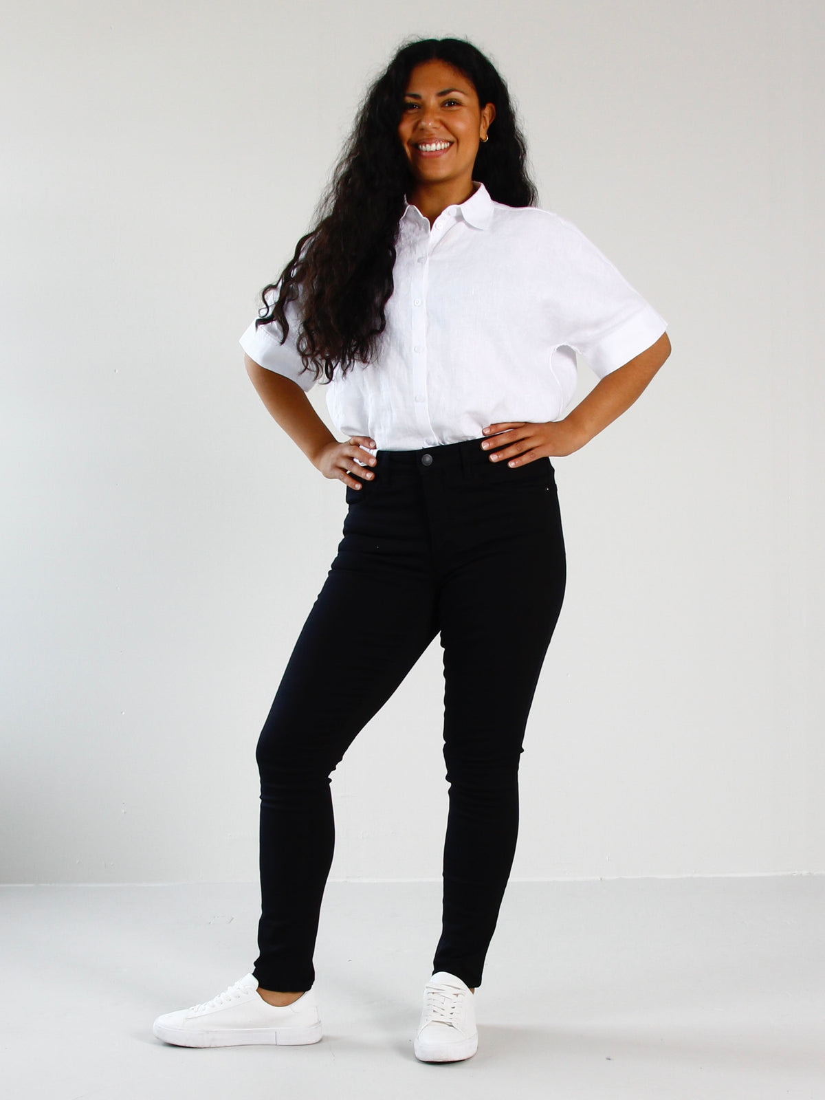 Svarte slim jeans til dame