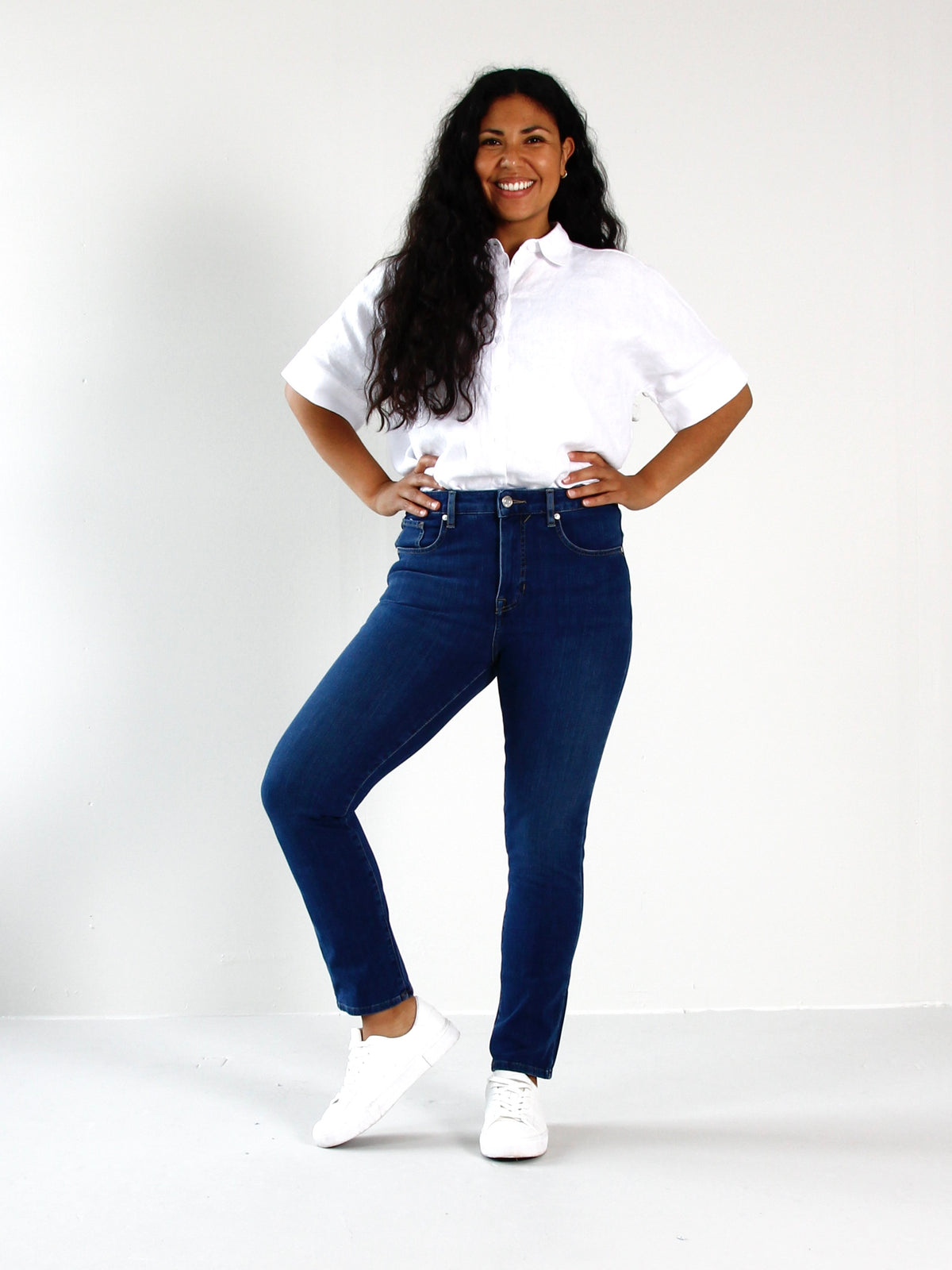 Eben tailored jeans til dame i Ocean Blue