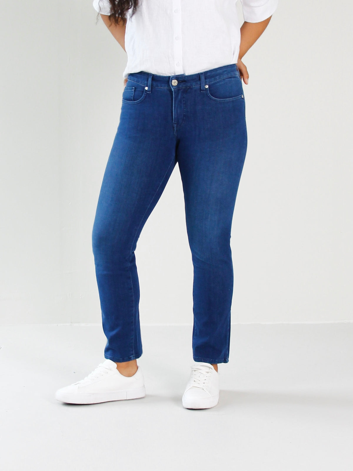 Emerald tailored jeans til dame i Pacific Blue