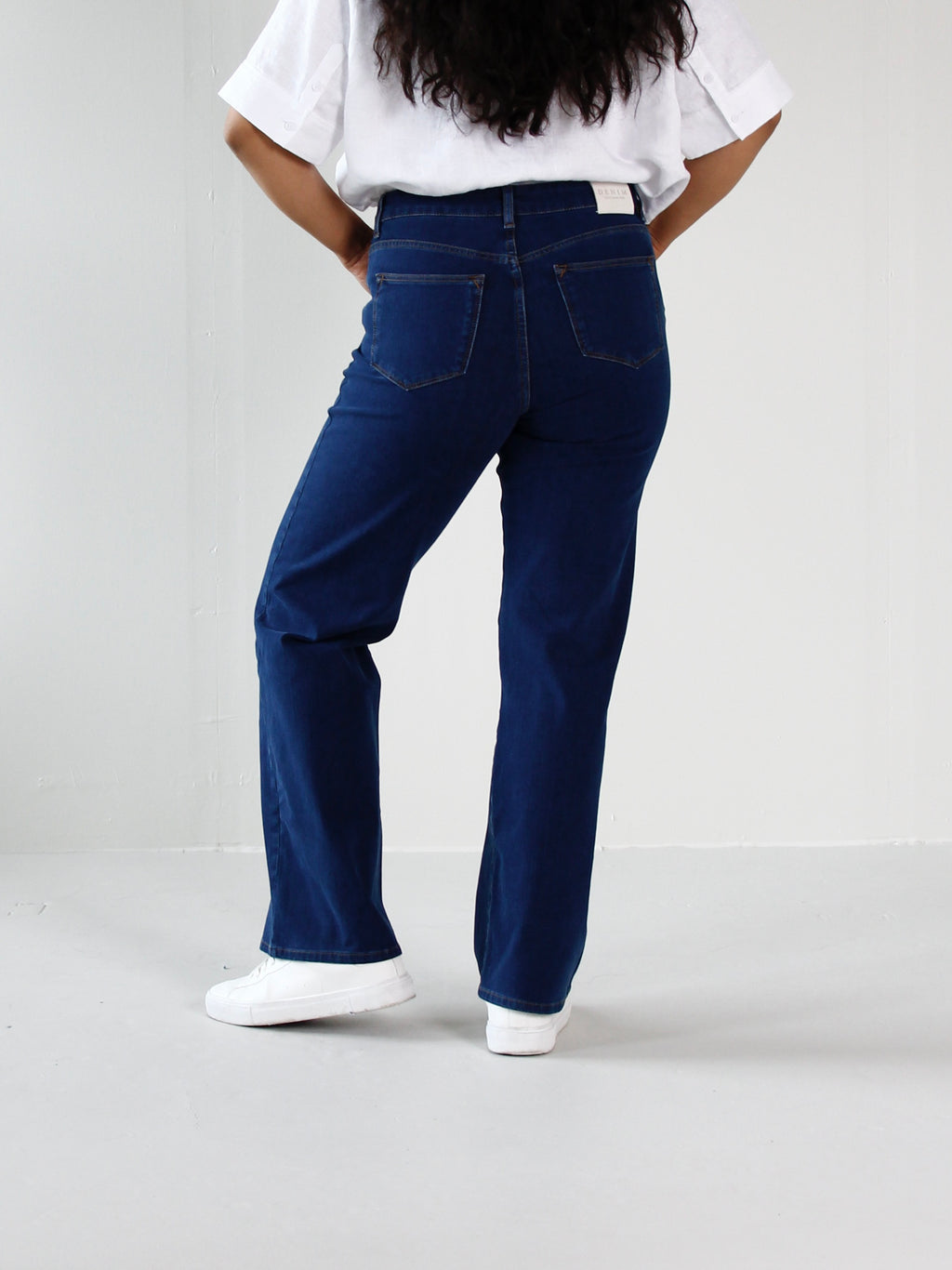 Stella wide leg jeans til dame i Lake Blue