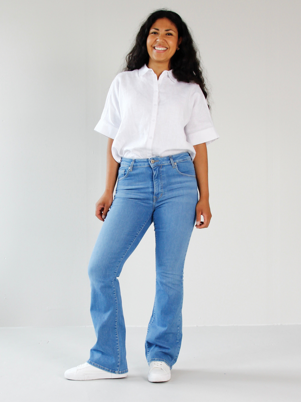Wesley bootcut jeans til dame i Riviera Blue