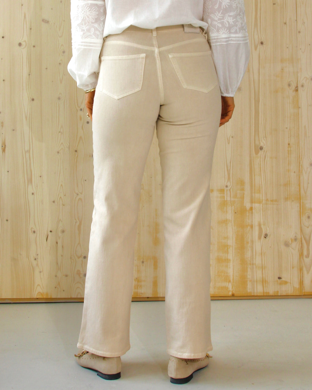 Tiara wide leg jeans til dame i Light Sand