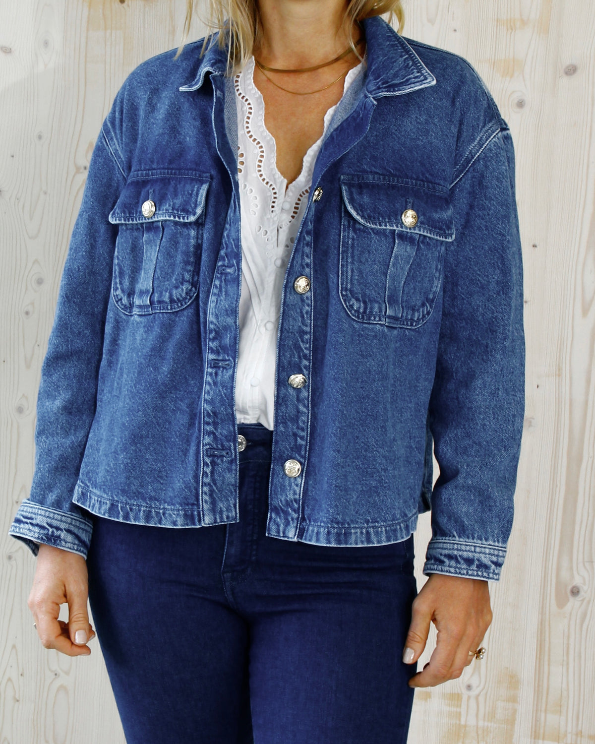 Marina denimjakke til dame med belte i Sailor Blue