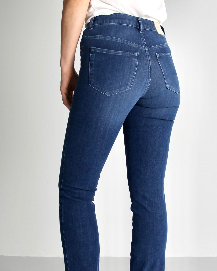 Eben tailored jeans til dame i Greek Blue