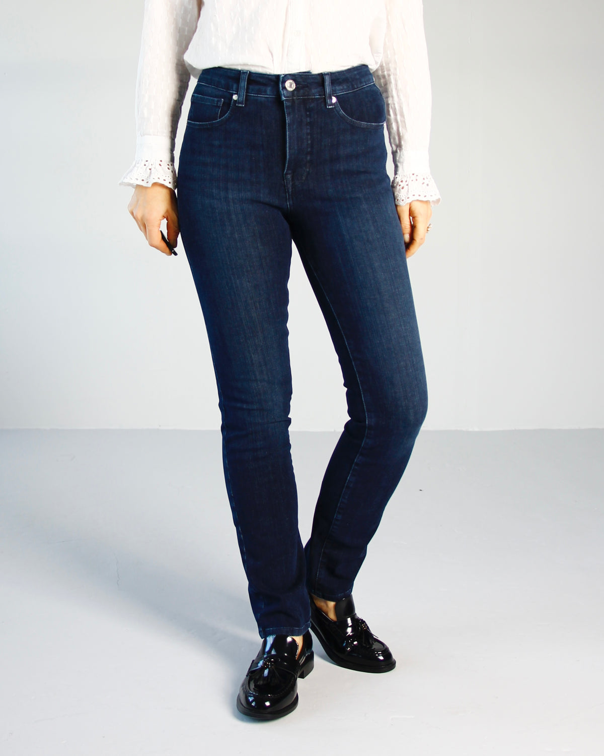 Eben tailored jeans til dame i Night Sky