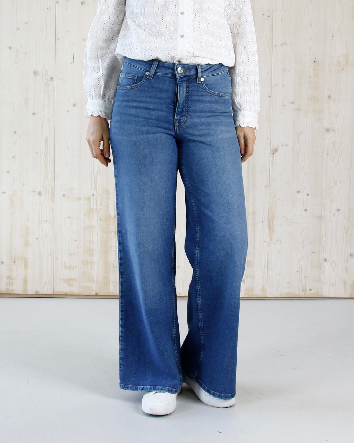 Bells wide leg jeans til dame i Blue Frost