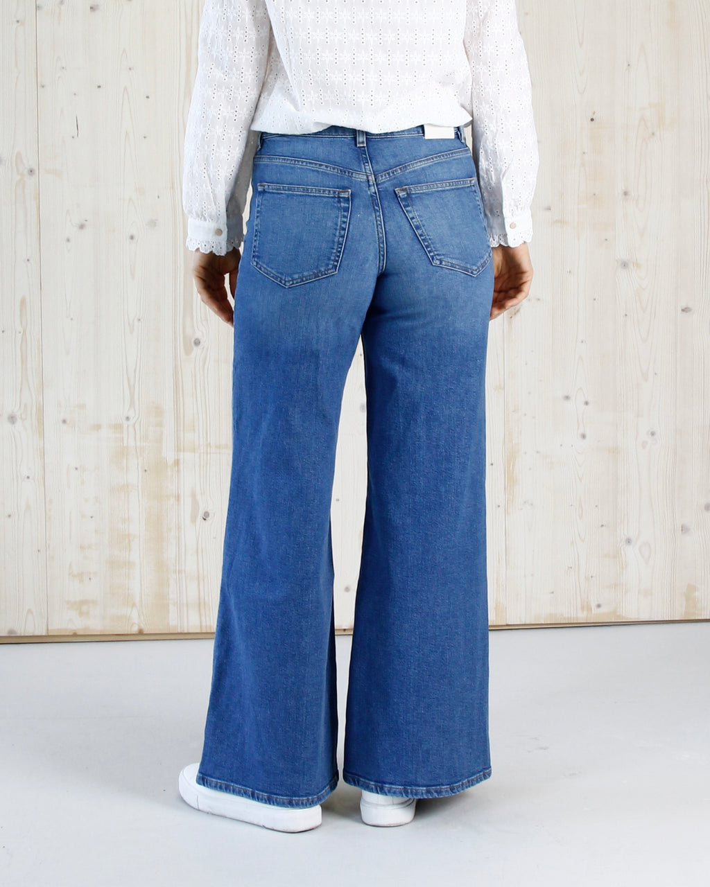 Bells wide leg jeans til dame i Blue Frost