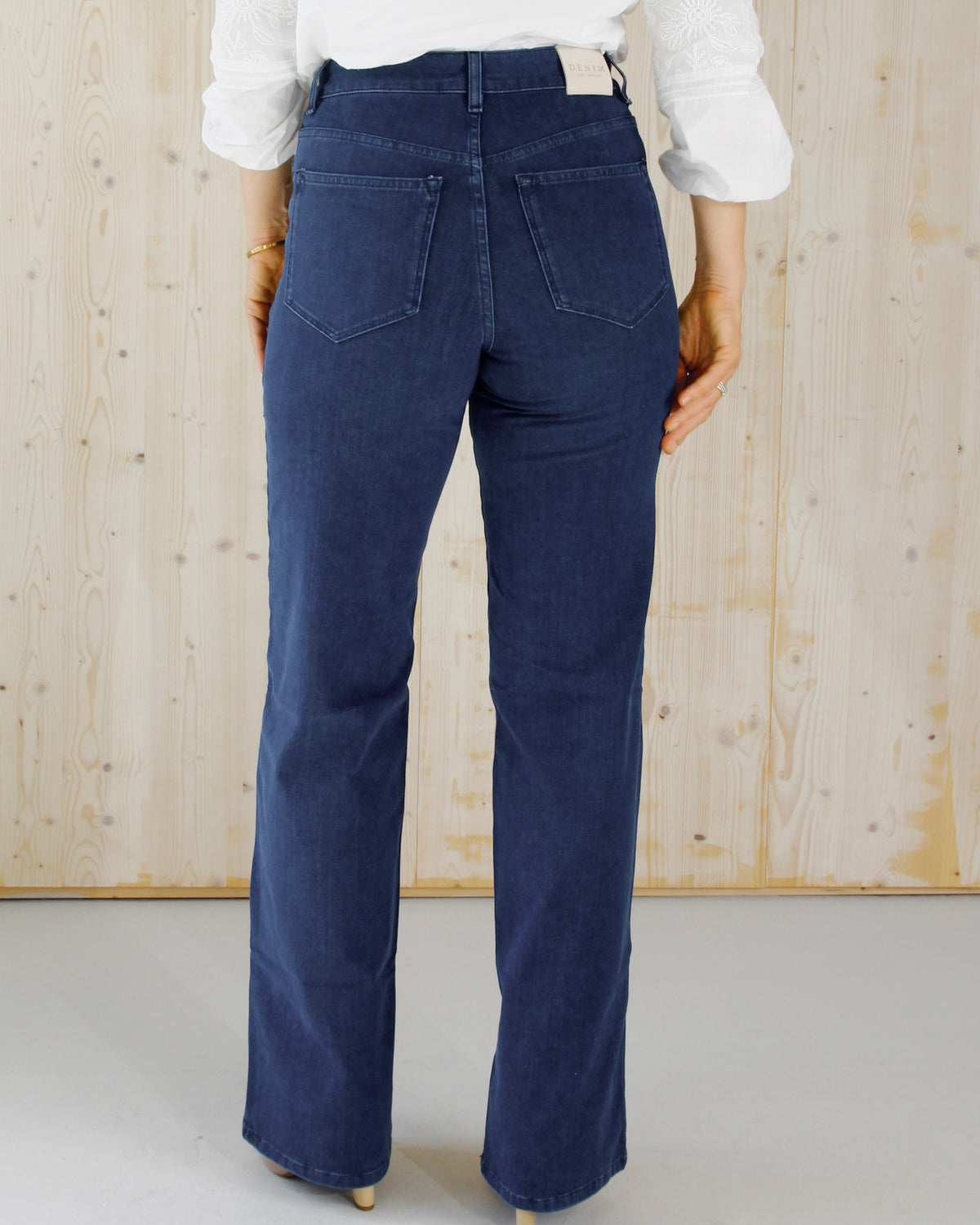 Stella wide leg jeans til dame i Sailor Blue